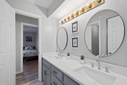 Pool & hot SPA & 5 bedroom 3 full bath, McKinney (Foto 4)