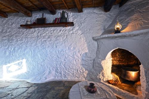 Aspros Potamos - image 4