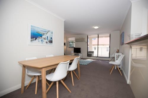 Bentleigh North Sydney Self Catering - image 8