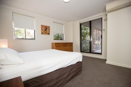 Bentleigh North Sydney Self Catering - image 4