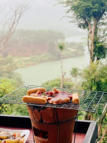 Baanhatsompaen homestay Room Type - King Room with Mountain View