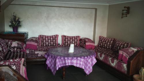 صالة مشتركة/ منطقة التلفزيون, Hotel Aswan in وجدة