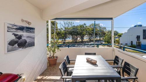 2nd Floor Unit with Water Views and Pool - Karoonda Sands, Bongaree