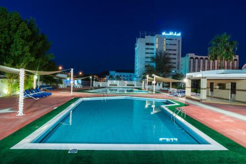 수영장, 알 팔라지 호텔 (Al Falaj Hotel) in 무스카트