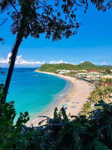 Sandstorm Lodge near Puerto Galera Yacht Club