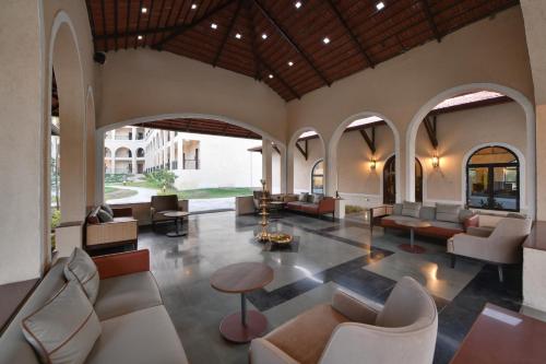 Fuajee, Bhanu The Fern Forest Resort & Spa Jambughoda, Series by Marriott in Jambughoda