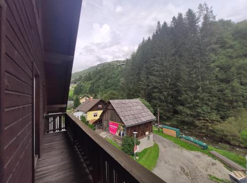 Kilátás, Haus kremsbrücke (Haus kremsbrucke) in Kremsbrucke