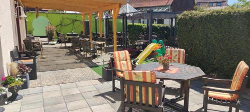 Hotel 4 Jahreszeiten mit Restaurant in البستادت