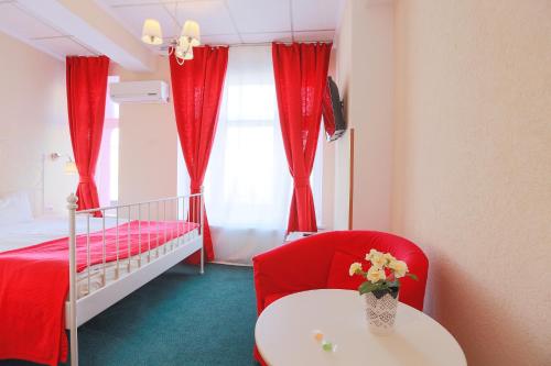 ArtMotel - image 8