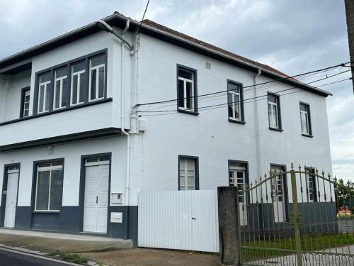 3 bedrooms, 4 beds