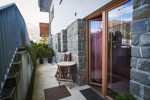 One-Bedroom Apartment with Terrace