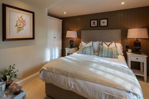 The Rising Sun - image 7