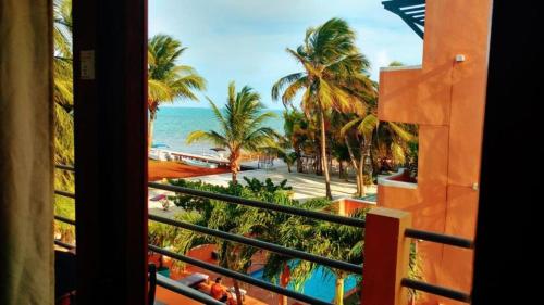 Beach Club Budget Rooms at Popeyes Caye Caulker in Caye Caulker