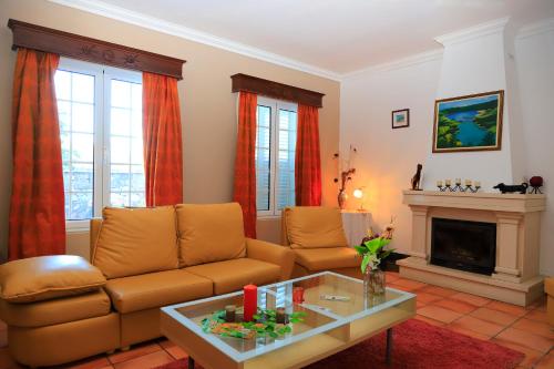 Bella Italia Populo Guest House in Ponta Delgada