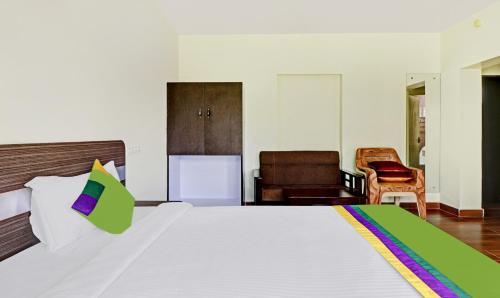 Standard Room image 2