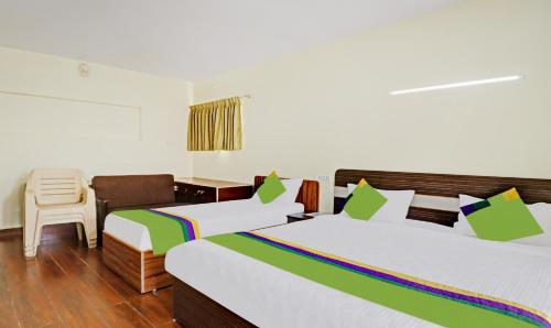 Superior Family Room With Balcony room in Treebo Aall Season Near Chettiar Park