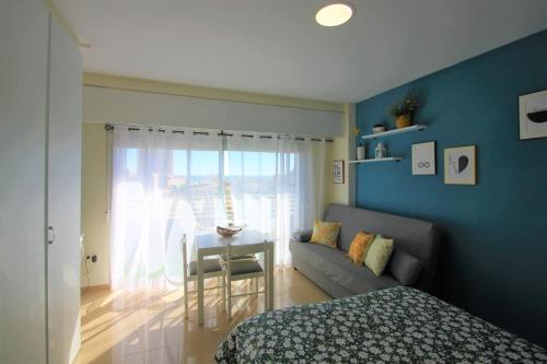 One-Bedroom Apartment image 10