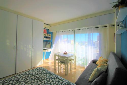 One-Bedroom Apartment image 7