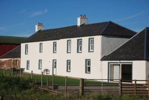 Exterior view, Pant Farmhouse in Mauchline