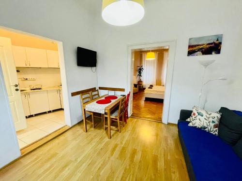 Apartament 2 camere Ocnei