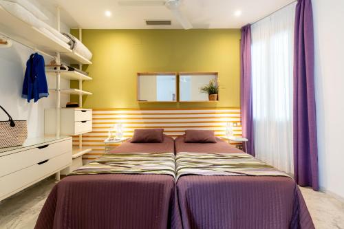 Sevilla Central Suites Apartamentos Puerta Jerez - image 8