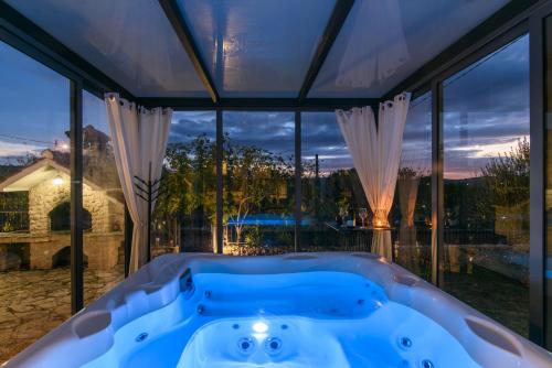 Villa "Ive"-winter spa