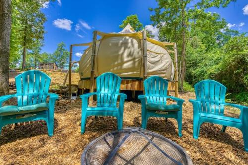 The Aries-a stargazing, luxury glamping tent in Rogersville (AL)