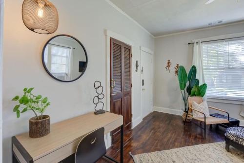 Memorable Nomad Haven Walk to Cooper Youngs Best in Memphis, USA