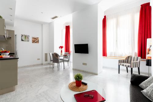 Sevilla Central Suites Apartamentos Puerta Jerez 2