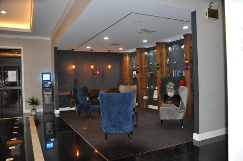 Ramada by Wyndham Vineland Millville Area - image 6