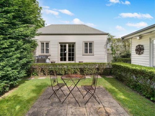 Red Feather Inn by null