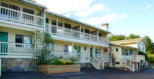 Inn on The Hill 2