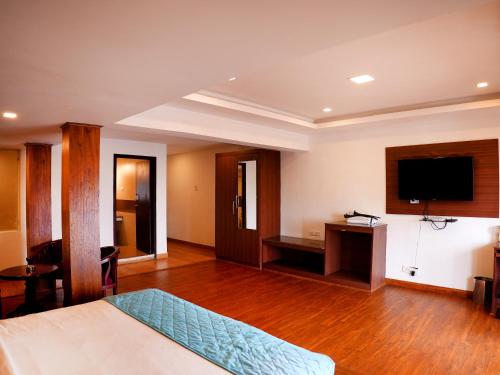 Junior Suite with Mountain View image 8