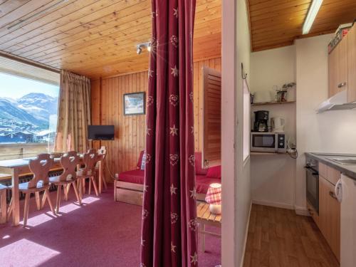 Studio avec Wifi et animaux admis à Val-d'Isère - FR-1-694-264 (Studio avec Wifi et animaux admis a Val-d'Isere - FR-1-694-264) in Val-d'Isere
