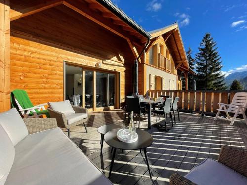Chalet Dupleix 4 pièces, 6-8 pers. à Puy St Pierre - Lumineux, équipé, calme avec terrasse et garage privé - FR-1-330C-136 gîte à louer Saint-Blaise