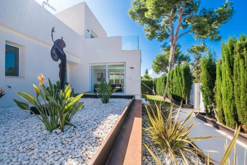 Holiday Home image 9