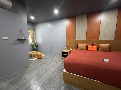 The Sun resort Ratchaburi Room Type - Double Room