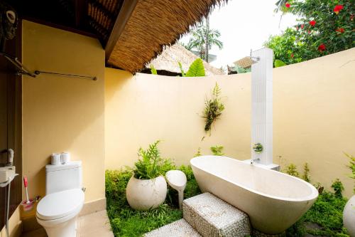 Lodtunduh Sari - image 5