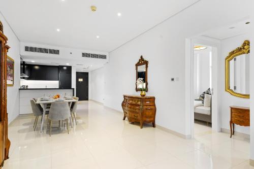 Homey 2BR DAMAC Maison Cour Jardin, Business Bay, Дубай (фото 7)