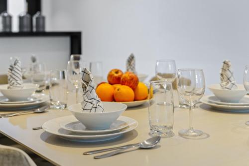 Homey 2BR DAMAC Maison Cour Jardin, Business Bay, Дубай (фото 8)