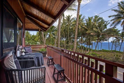 The Bali House & Bali Cottage at Kehena Beach