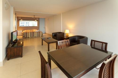 Chateau Beachside Resort Room Type - Studio Ocean View: Level 1 to 7 Chateau Beachside Resort Room Type - Studio Ocean View: Level 1 to 7