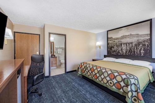 Super 8 by Wyndham Valentine NE - image 7