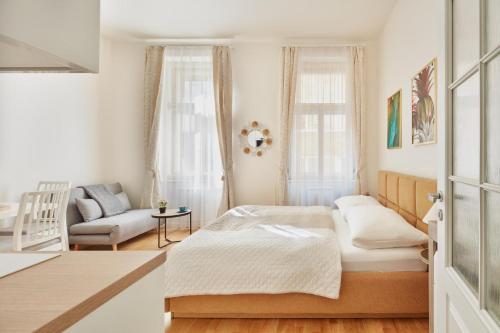 Elegant Studio in New Town by Prague Days