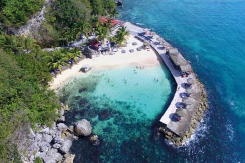 Secteur prisé, bungalow Corail, Résidence CASA BOUBOU (Secteur prise, bungalow Corail, Residence CASA BOUBOU) in Sainte Anne