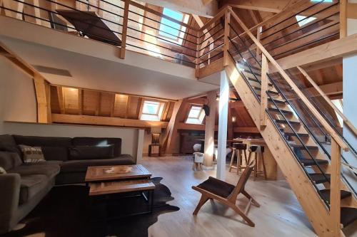 Les Suites du Monetier, alliant le charme et l'authenticité d'un chalet de prestige au cœur du village Serre Chevalier Le Monetier-Les-Bains