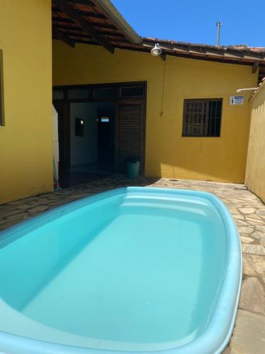Casa com piscina na Praia Grande