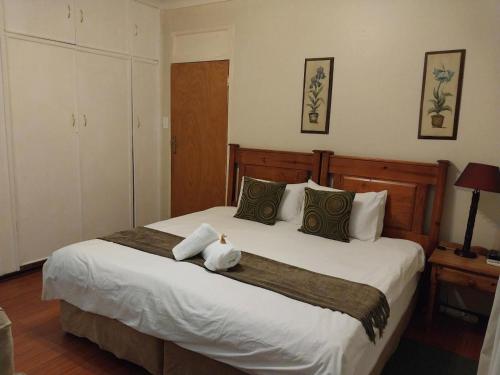 2 twin beds