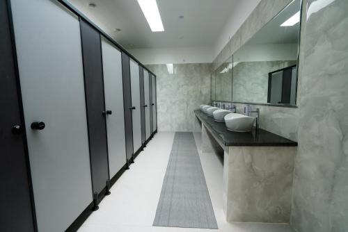 Shelter Beach Resort - image 2