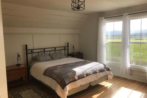 . 1858 Homestead
